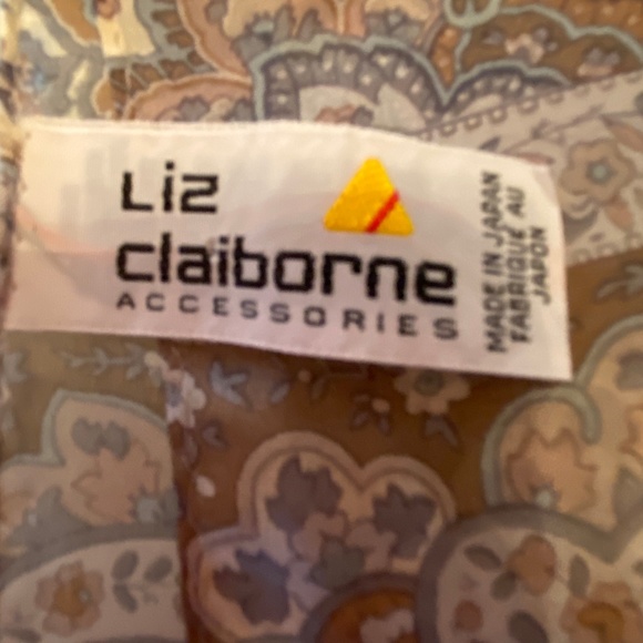Vintage Liz Claibourne Neutral Paisley Silk Scarf - Picture 3 of 5